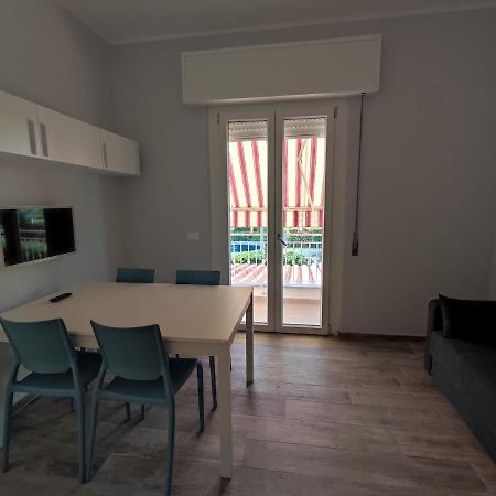 Ferienwohnung Casa Violina Lido di Camaiore Exterior foto
